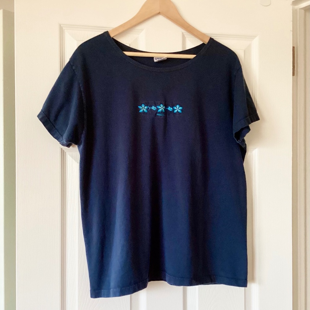 $18 Crazy Shirts Scoop Neck T-Shirt. Large in Navy w/embroidered blue flowers.